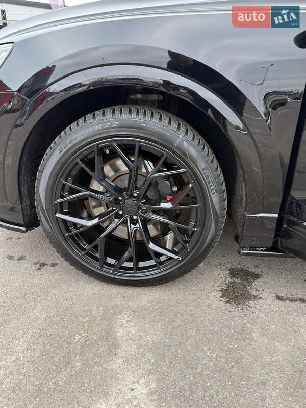 Внедорожник / Кроссовер Audi SQ8 2021 в Киеве