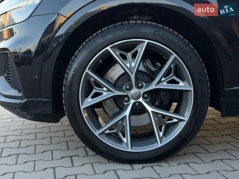 Внедорожник / Кроссовер Audi SQ8 2019 в Хмельницком