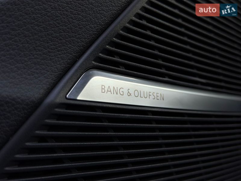 Внедорожник / Кроссовер Audi SQ8 2019 в Хмельницком