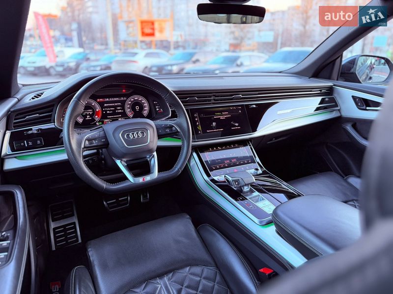 Внедорожник / Кроссовер Audi SQ8 2019 в Хмельницком