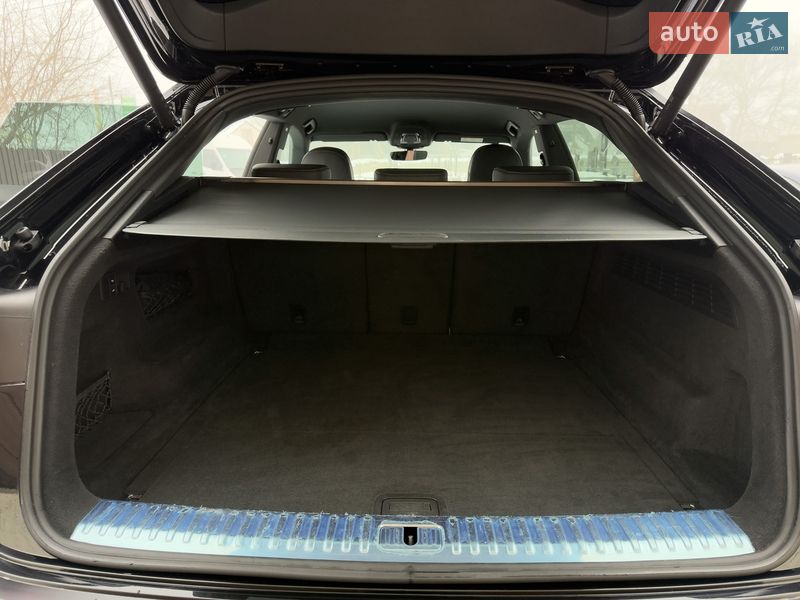 Внедорожник / Кроссовер Audi SQ8 2021 в Крыжополе
