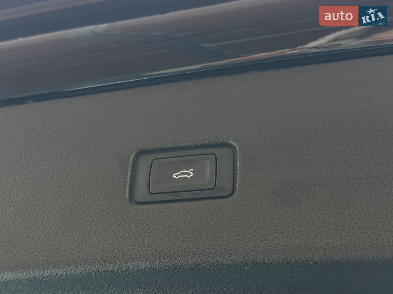 Внедорожник / Кроссовер Audi SQ8 2021 в Крыжополе