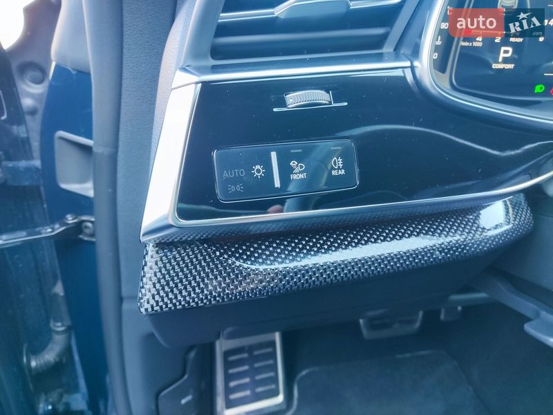 Позашляховик / Кросовер Audi SQ8 2021 в Києві
