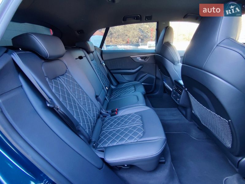 Позашляховик / Кросовер Audi SQ8 2021 в Києві