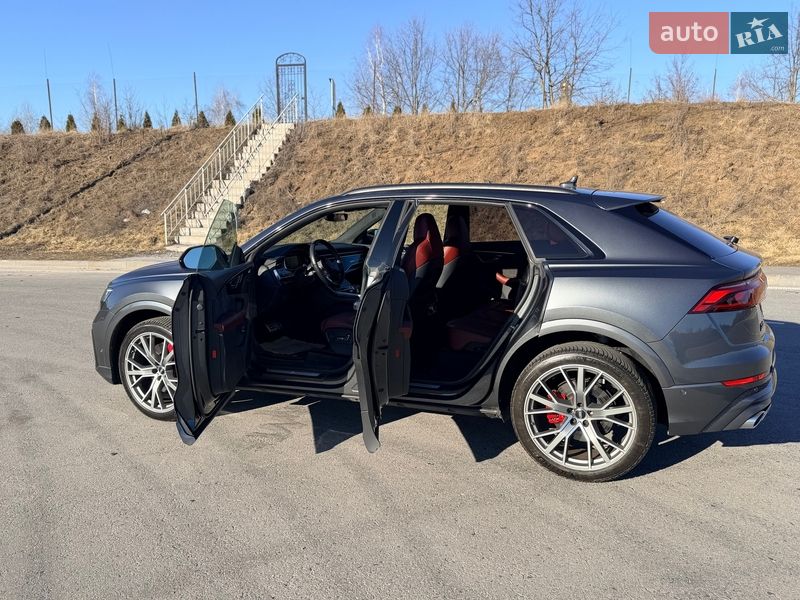 Внедорожник / Кроссовер Audi SQ8 2022 в Полтаве