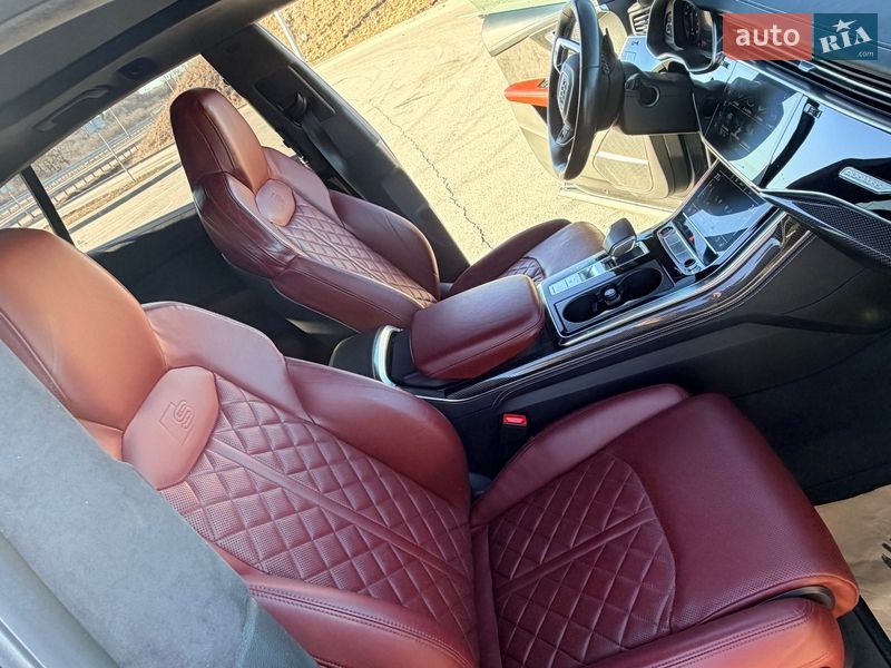 Внедорожник / Кроссовер Audi SQ8 2022 в Полтаве