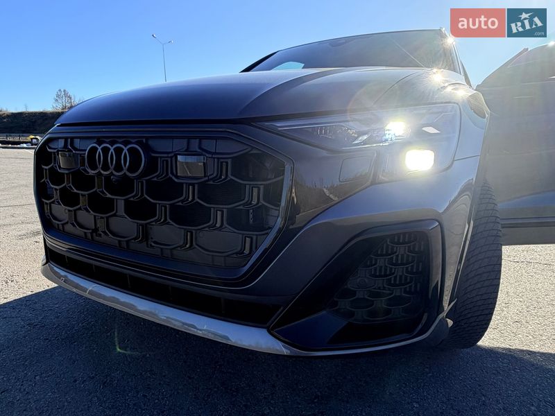 Внедорожник / Кроссовер Audi SQ8 2022 в Полтаве