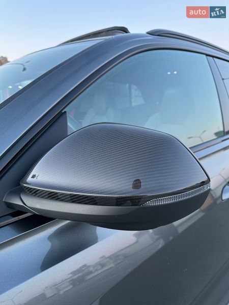 Позашляховик / Кросовер Audi SQ8 2020 в Києві