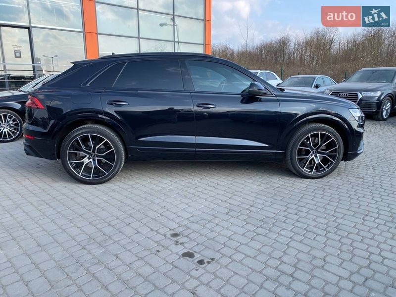 Позашляховик / Кросовер Audi SQ8 2021 в Львові
