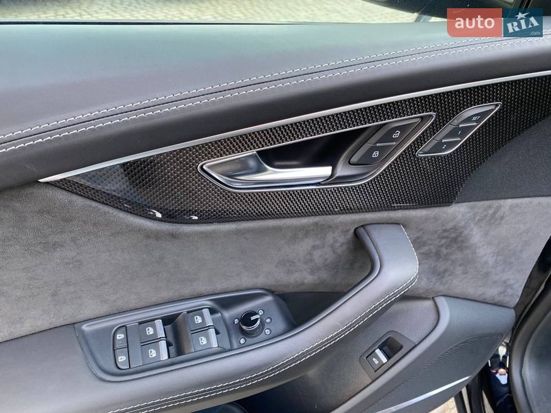 Позашляховик / Кросовер Audi SQ8 2021 в Львові