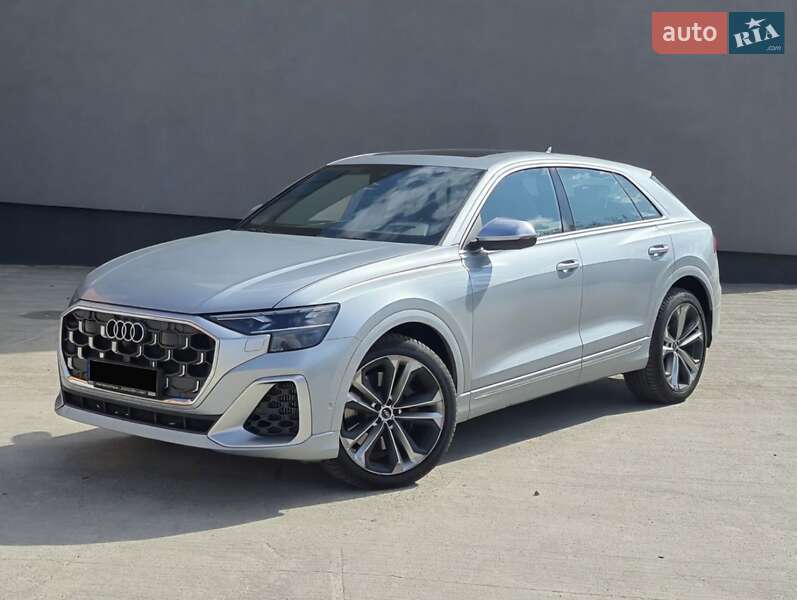 2025 Audi SQ8, VIN WAUZZZF1XSD033131:plate — zdjęcie 1 (autoria)