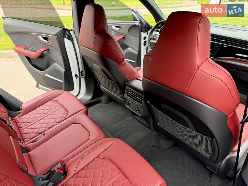 Внедорожник / Кроссовер Audi SQ8 2024 в Киеве