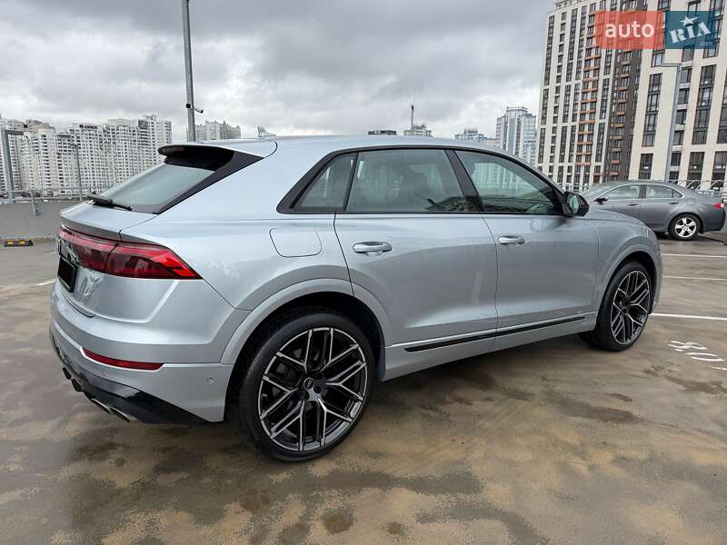 Внедорожник / Кроссовер Audi SQ8 2025 в Киеве