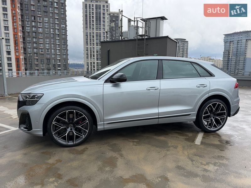 Внедорожник / Кроссовер Audi SQ8 2025 в Киеве