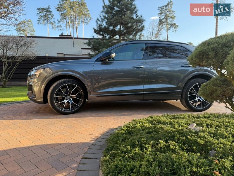 Внедорожник / Кроссовер Audi SQ8 2021 в Киеве