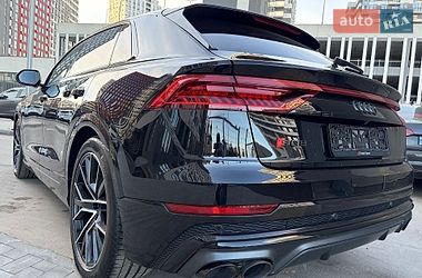 Позашляховик / Кросовер Audi SQ8 2020 в Києві
