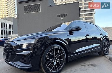 Позашляховик / Кросовер Audi SQ8 2020 в Києві