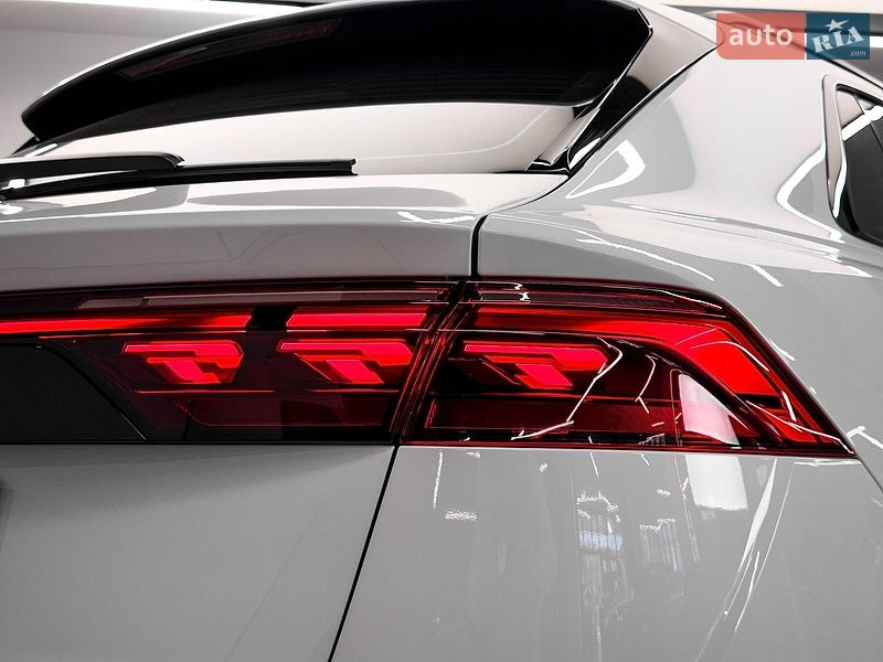 Внедорожник / Кроссовер Audi SQ8 2024 в Киеве
