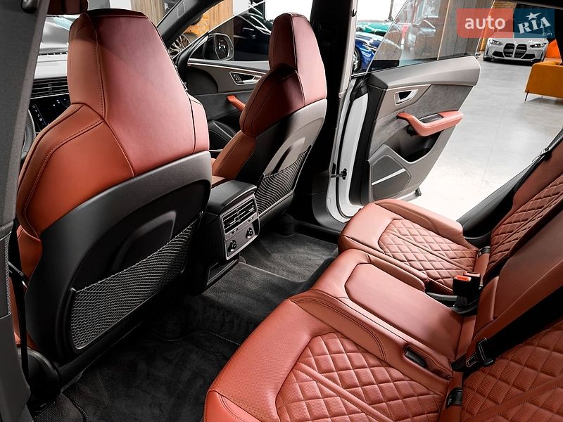 Внедорожник / Кроссовер Audi SQ8 2024 в Киеве
