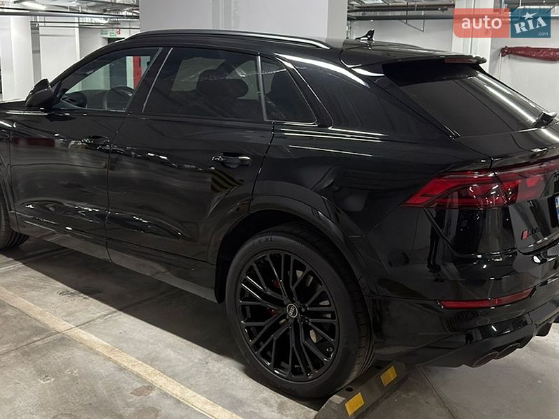 Внедорожник / Кроссовер Audi SQ8 2025 в Киеве