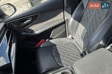 Внедорожник / Кроссовер Audi SQ8 2021 в Киеве фото 12 Внедорожник / Кроссовер Audi SQ8 2021 в Киеве