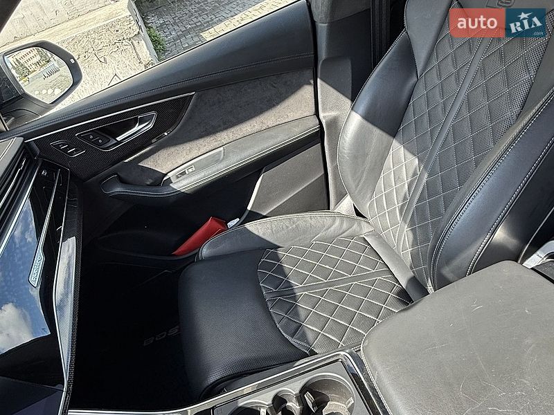 Внедорожник / Кроссовер Audi SQ8 2021 в Киеве фото 12 Внедорожник / Кроссовер Audi SQ8 2021 в Киеве