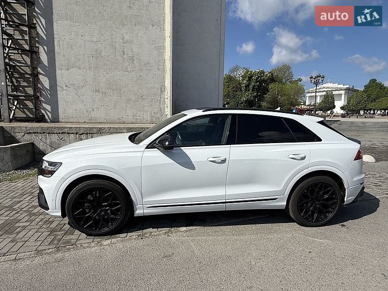 Внедорожник / Кроссовер Audi SQ8 2021 в Киеве фото 9 Внедорожник / Кроссовер Audi SQ8 2021 в Киеве