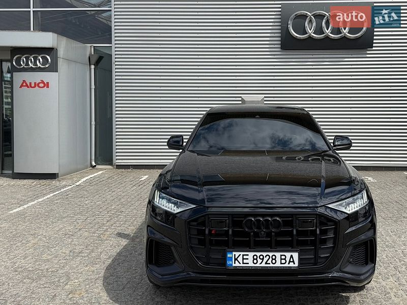 Audi SQ8 2021