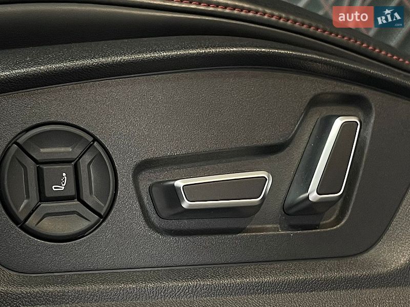 Внедорожник / Кроссовер Audi SQ8 2024 в Киеве фото 16 Внедорожник / Кроссовер Audi SQ8 2024 в Киеве