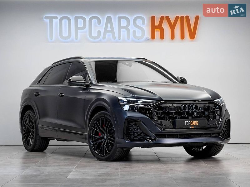Audi SQ8, photos from the listing