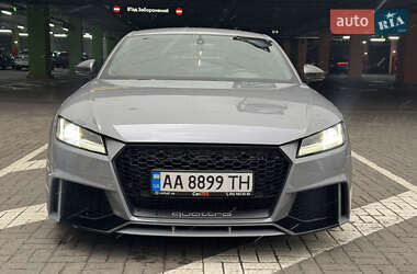 Купе Audi TT RS 2017 в 