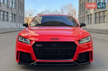 Купе Audi TT RS 2017 в 