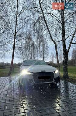 Купе Audi TT RS 2023 в 