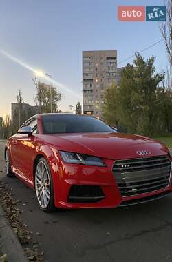 Купе Audi TT S 2017 в 