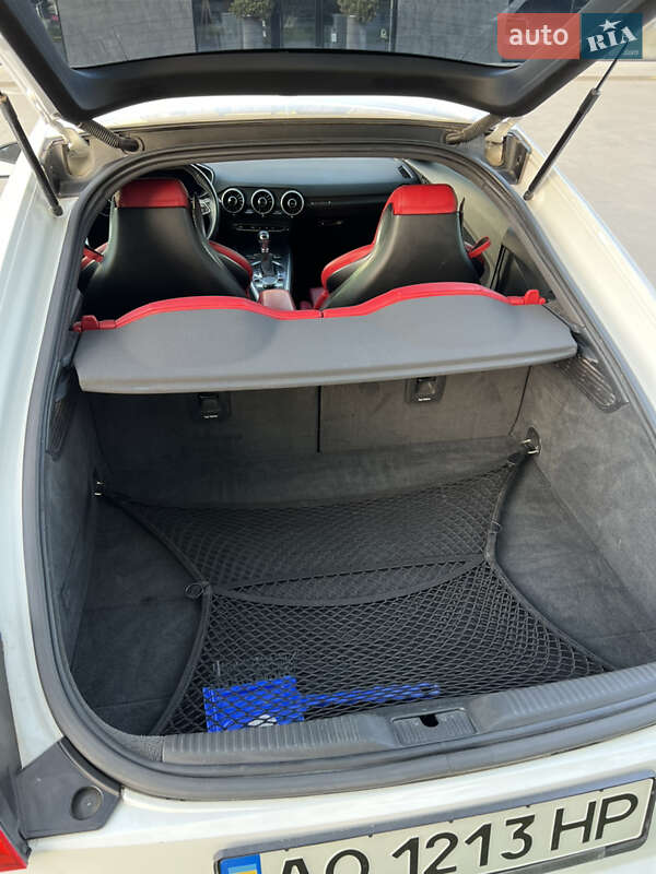 Купе Audi TT S 2016 в Ужгороде