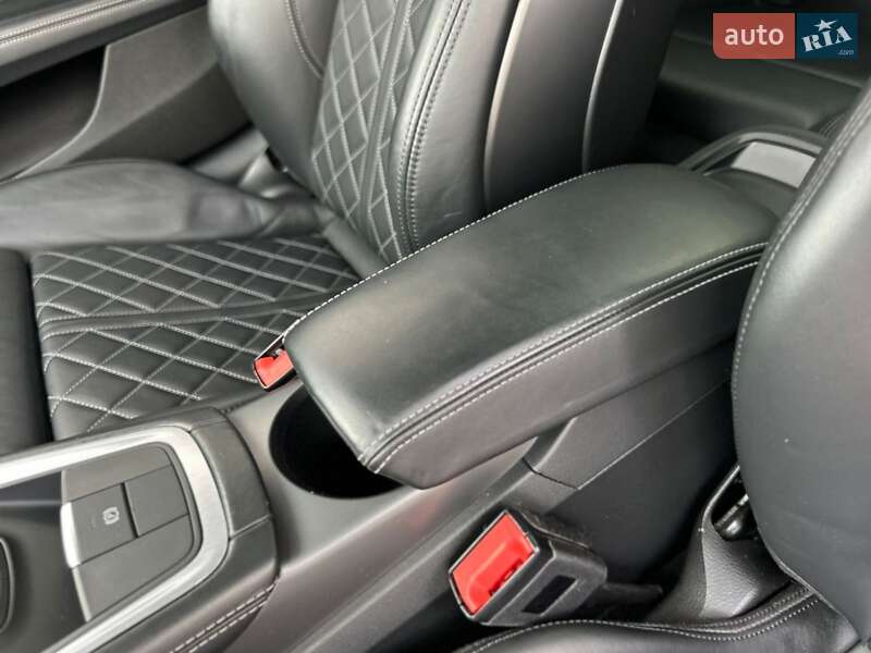 Купе Audi TT S 2016 в Киеве фото 19 Купе Audi TT S 2016 в Киеве