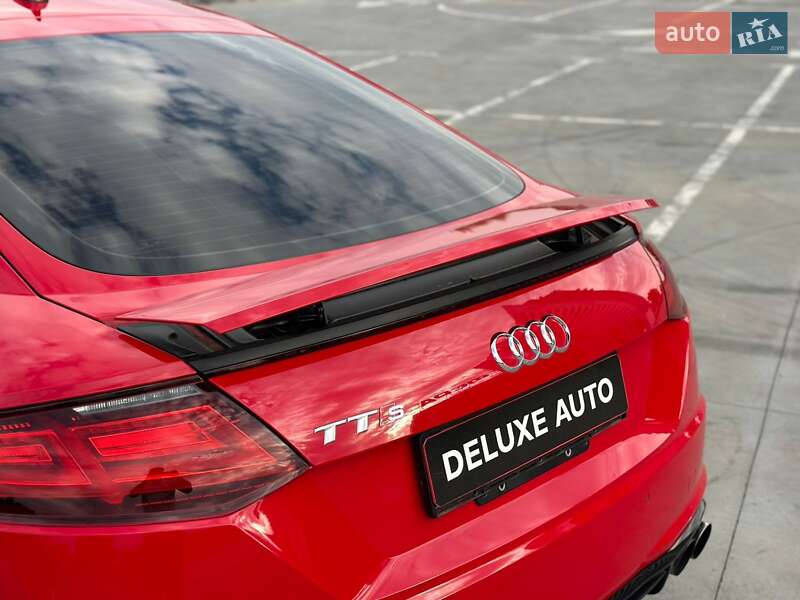 Купе Audi TT S 2016 в Киеве фото 60 Купе Audi TT S 2016 в Киеве