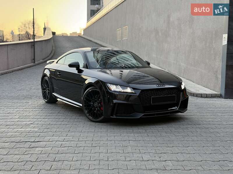 Купе Audi TT S 2023 в 