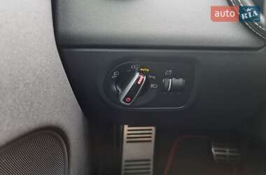 Купе Audi TT S 2012 в 