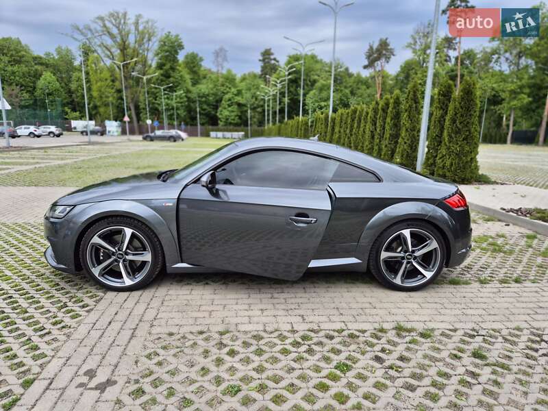 Купе Audi TT S 2016 в Харькове