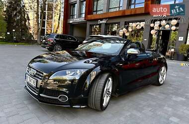 Купе Audi TT S 2012 в 