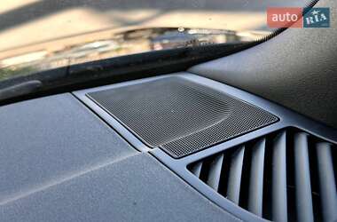 Купе Audi TT S 2012 в 