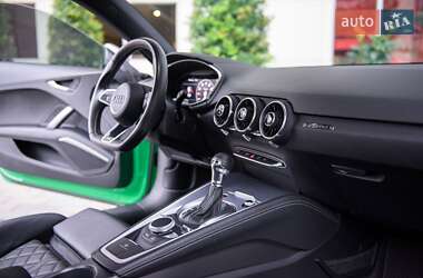 Купе Audi TT S 2016 в 