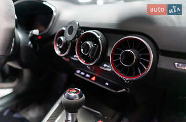 Купе Audi TT S 2019 в 