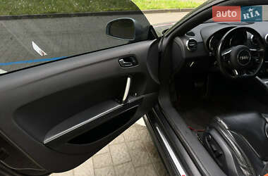 Купе Audi TT S 2012 в 