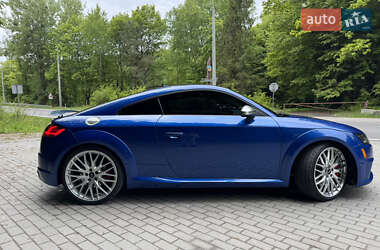 Купе Audi TT S 2016 в 