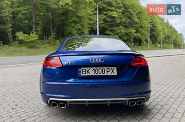 Купе Audi TT S 2016 в 