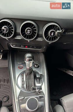 Купе Audi TT S 2016 в 