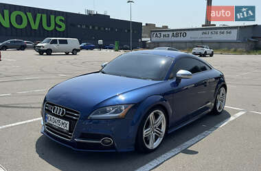 Купе Audi TT S 2011 в 
