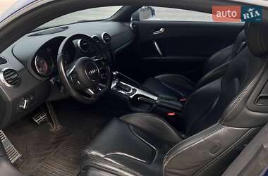 Купе Audi TT S 2011 в 